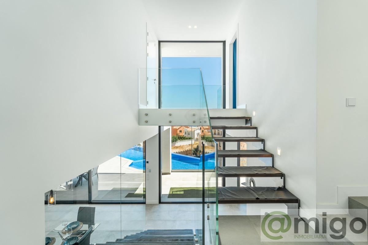 Venta de villa en Benalmadena Costa