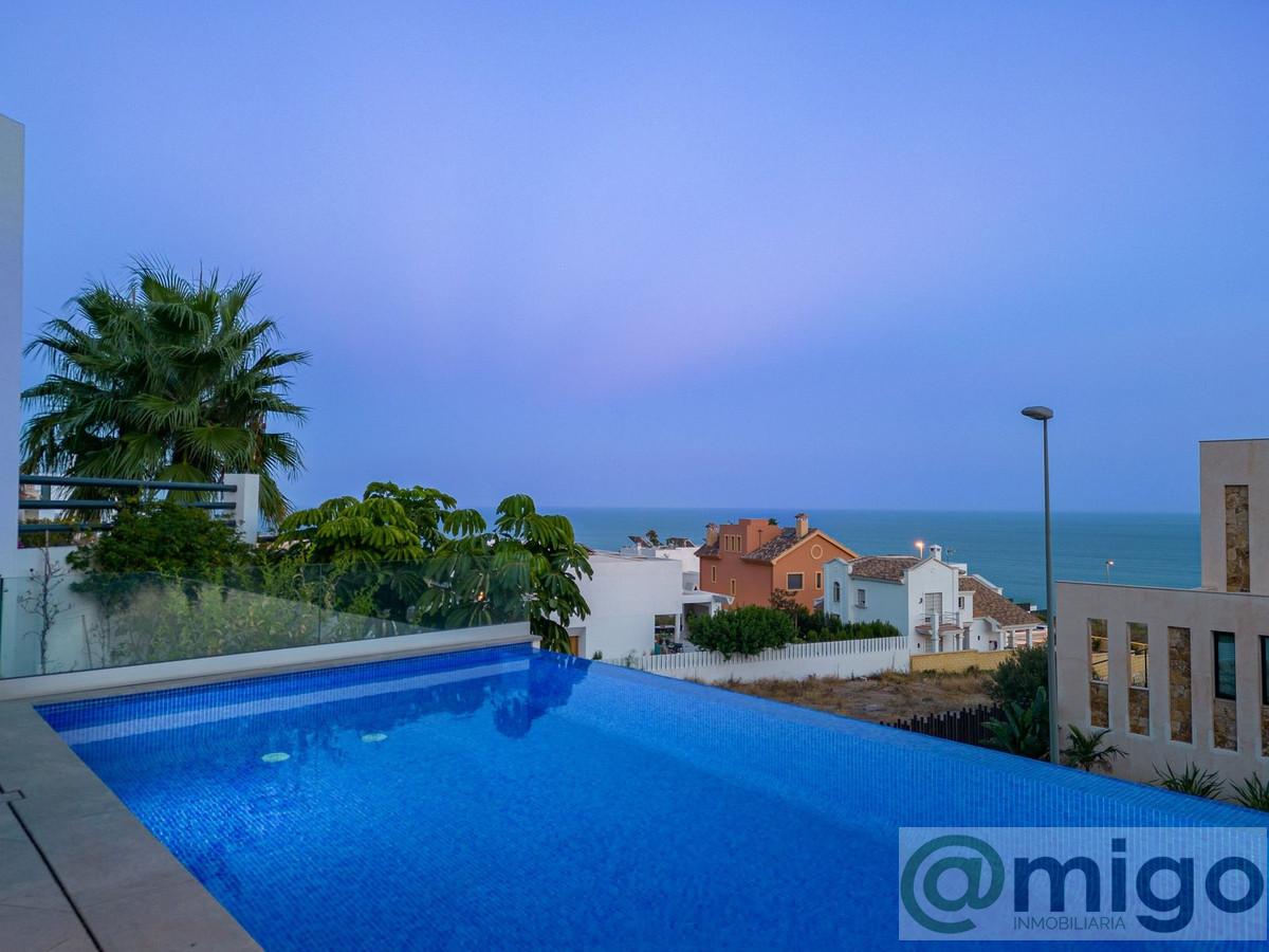 Venta de villa en Benalmadena Costa