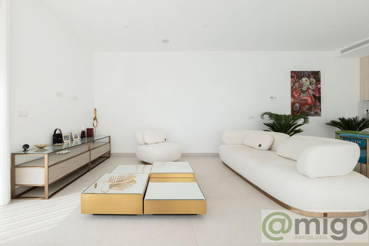 Venta de villa en Casares