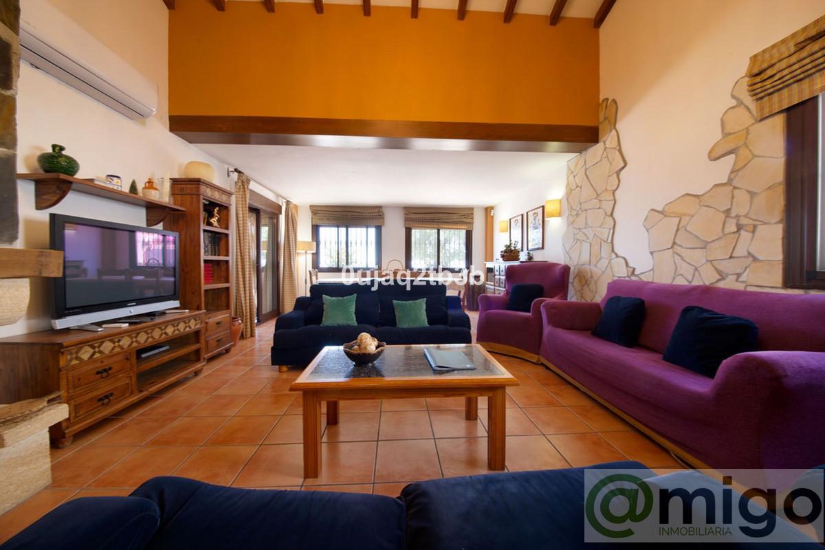 Venta de villa en Estepona