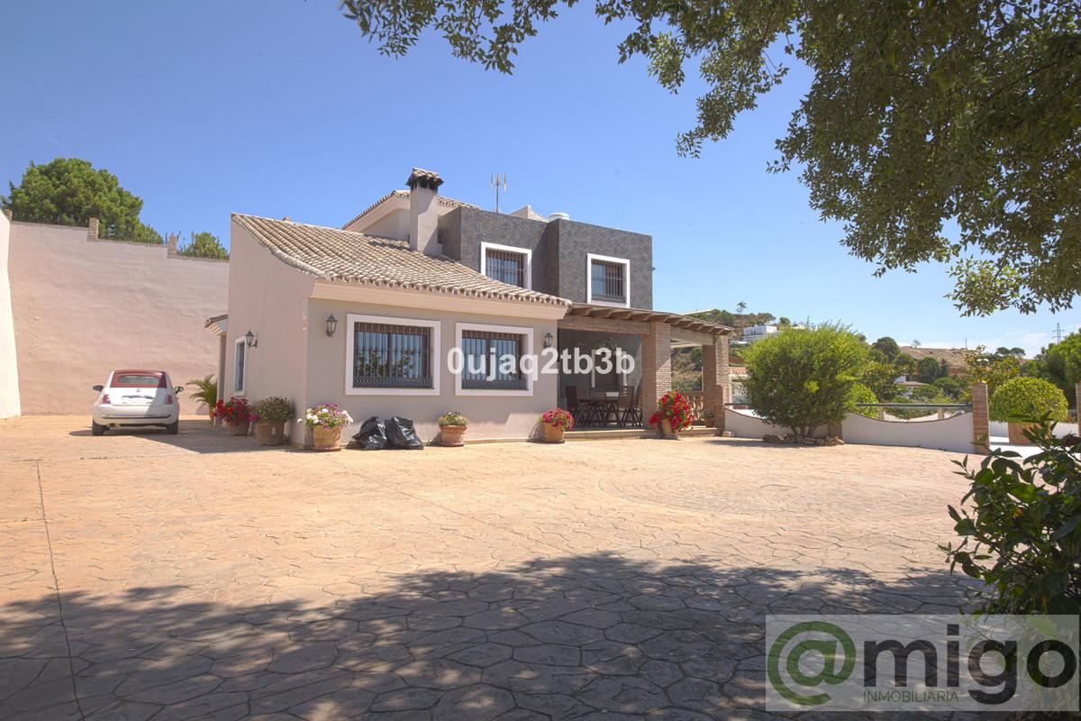 Venta de villa en Estepona