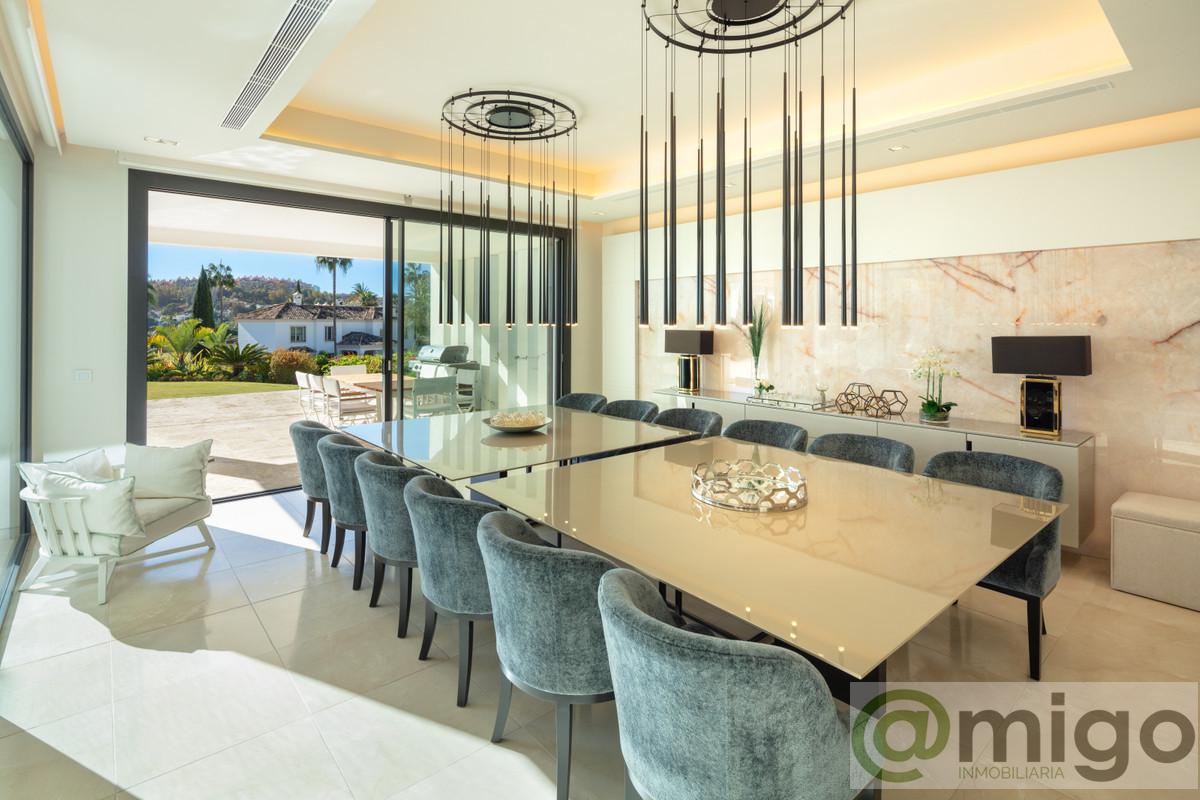 For sale of villa in Marbella