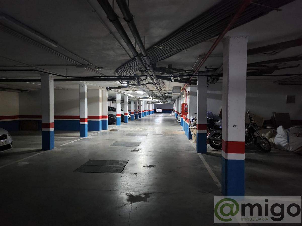 Venta de local en Selwo