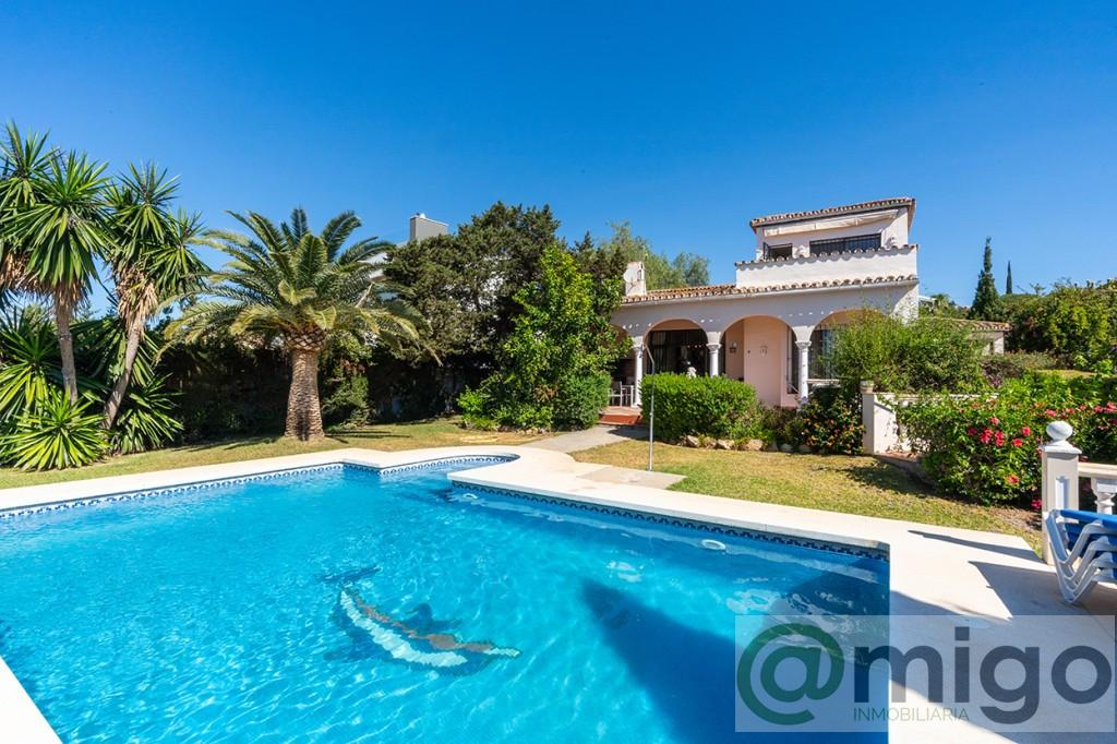 For sale of villa in Marbesa