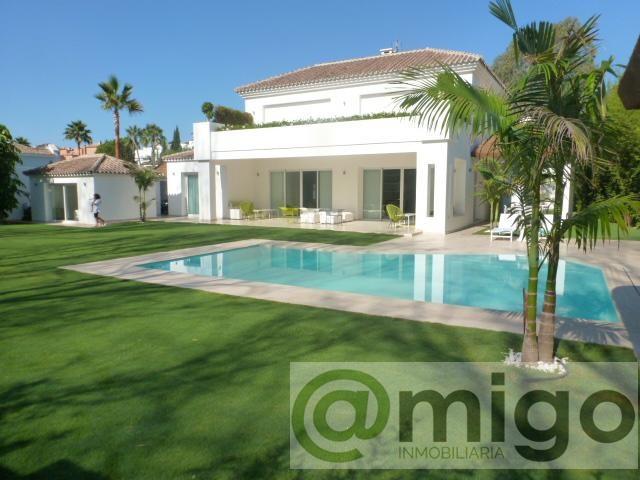 For sale of villa in Marbella
