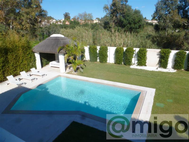 For sale of villa in Marbella
