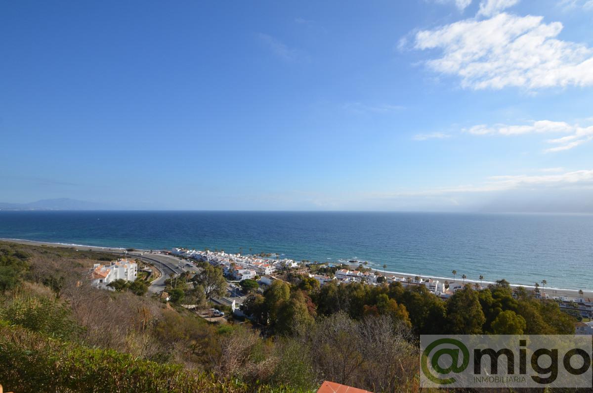 For sale of apartment in La Duquesa
