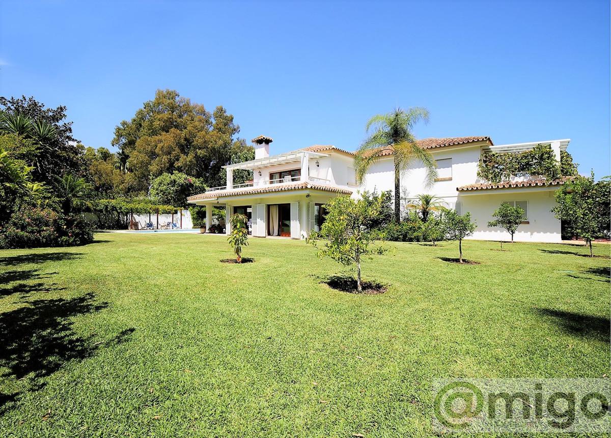 For sale of villa in Costalita