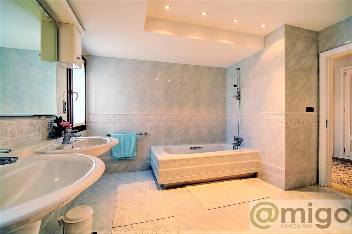 For sale of villa in Costalita