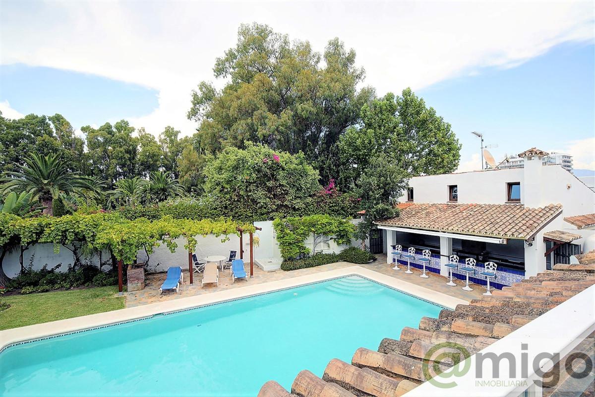 For sale of villa in Costalita