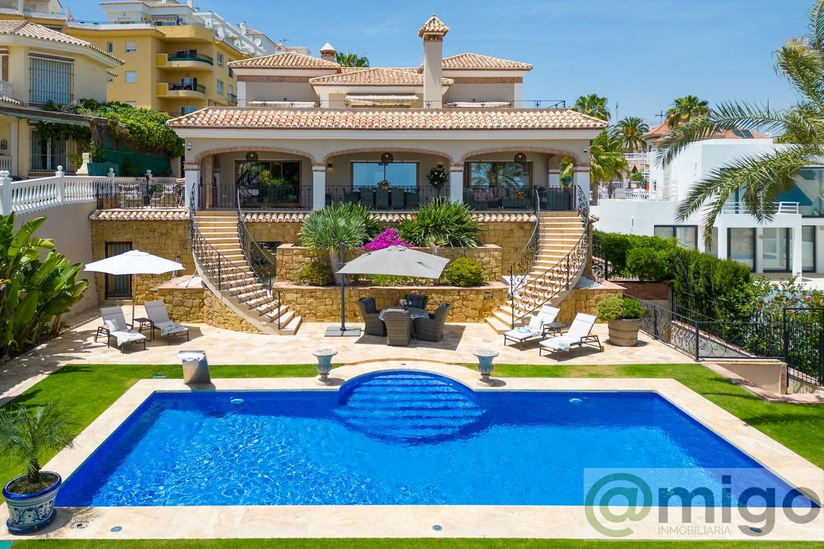 Venta de villa en La Cala de Mijas