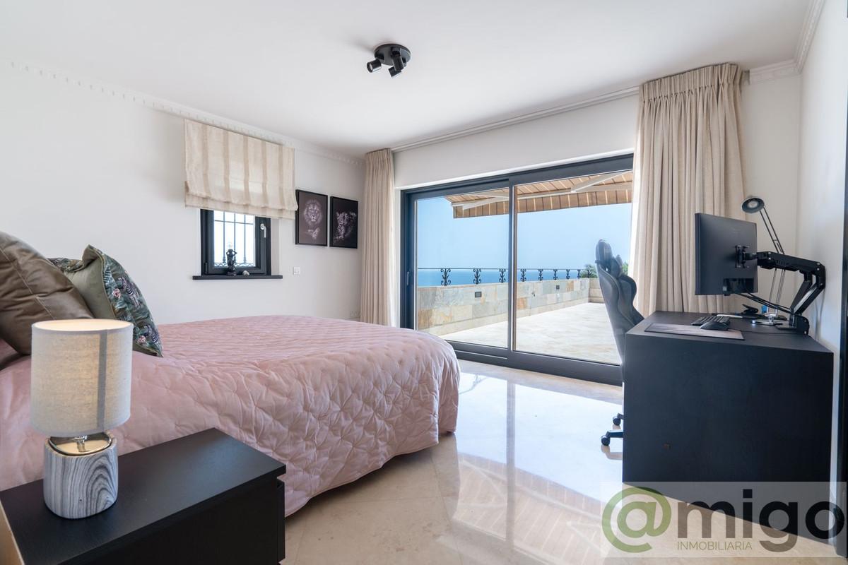 Venta de villa en La Cala de Mijas