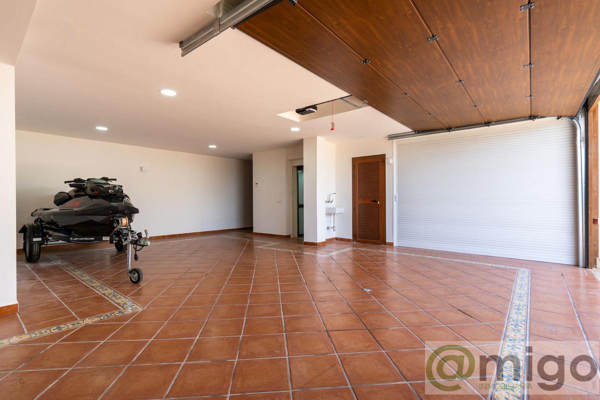 Venta de villa en La Cala de Mijas