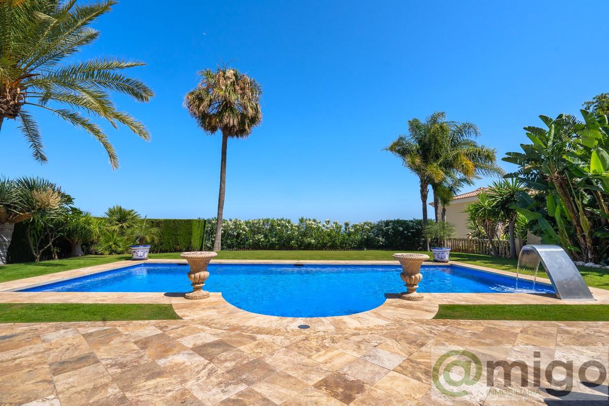 Venta de villa en La Cala de Mijas