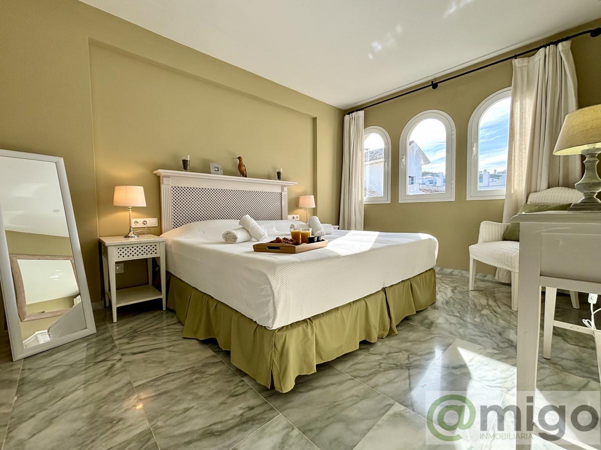 Venta de Ático en Estepona