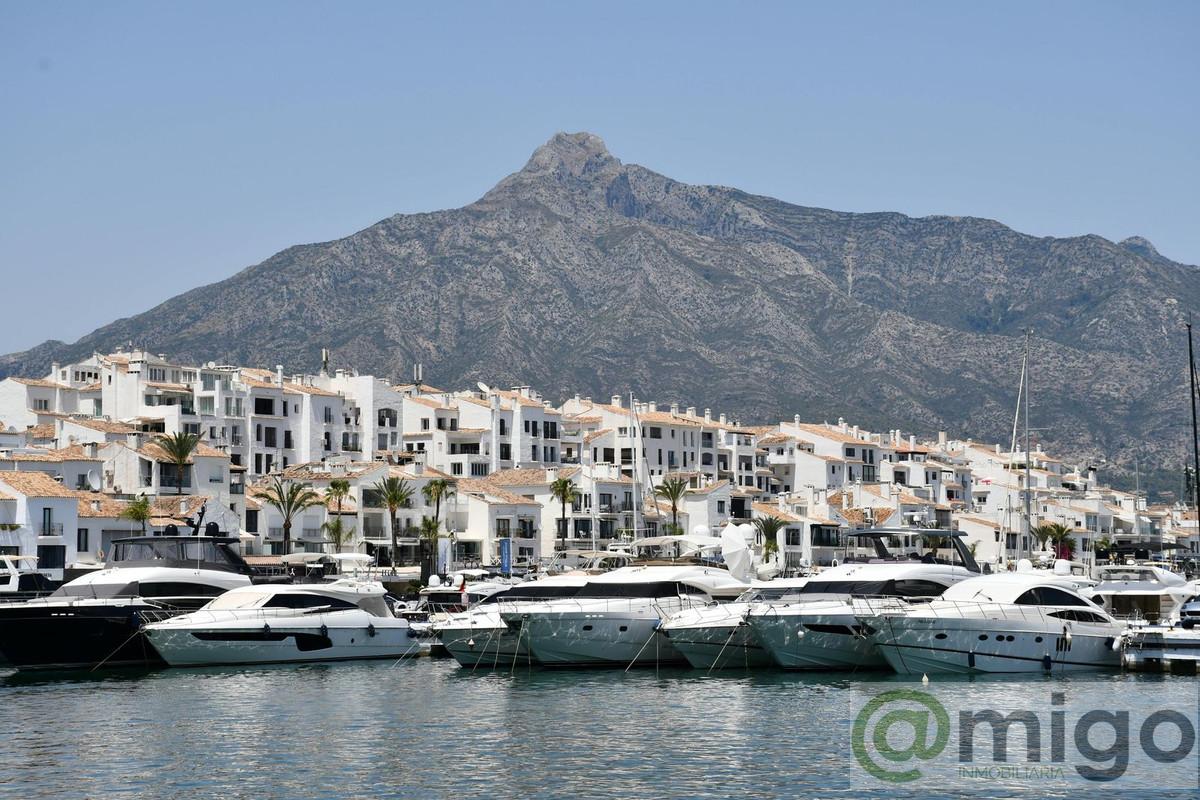 Venta de local en Marbella
