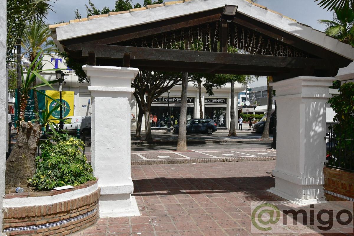 Venta de local en Marbella