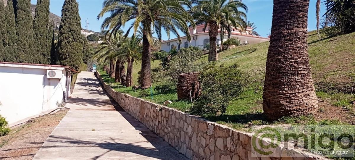 Venta de villa en Benalmadena Costa