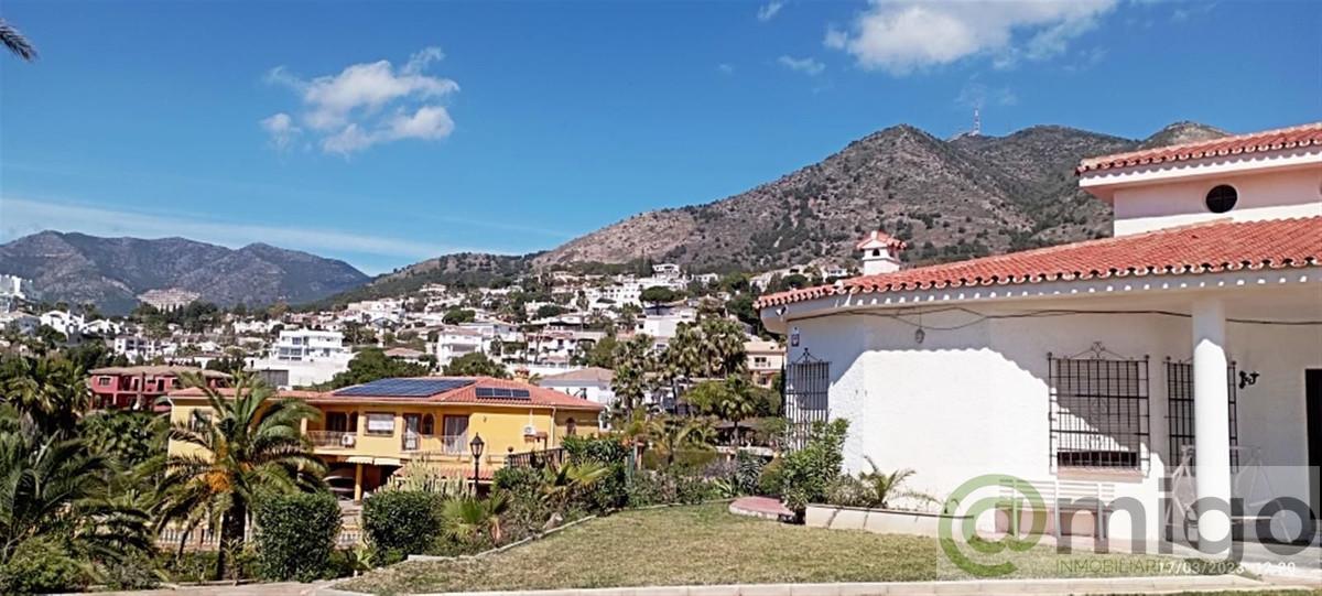 Venta de villa en Benalmadena Costa