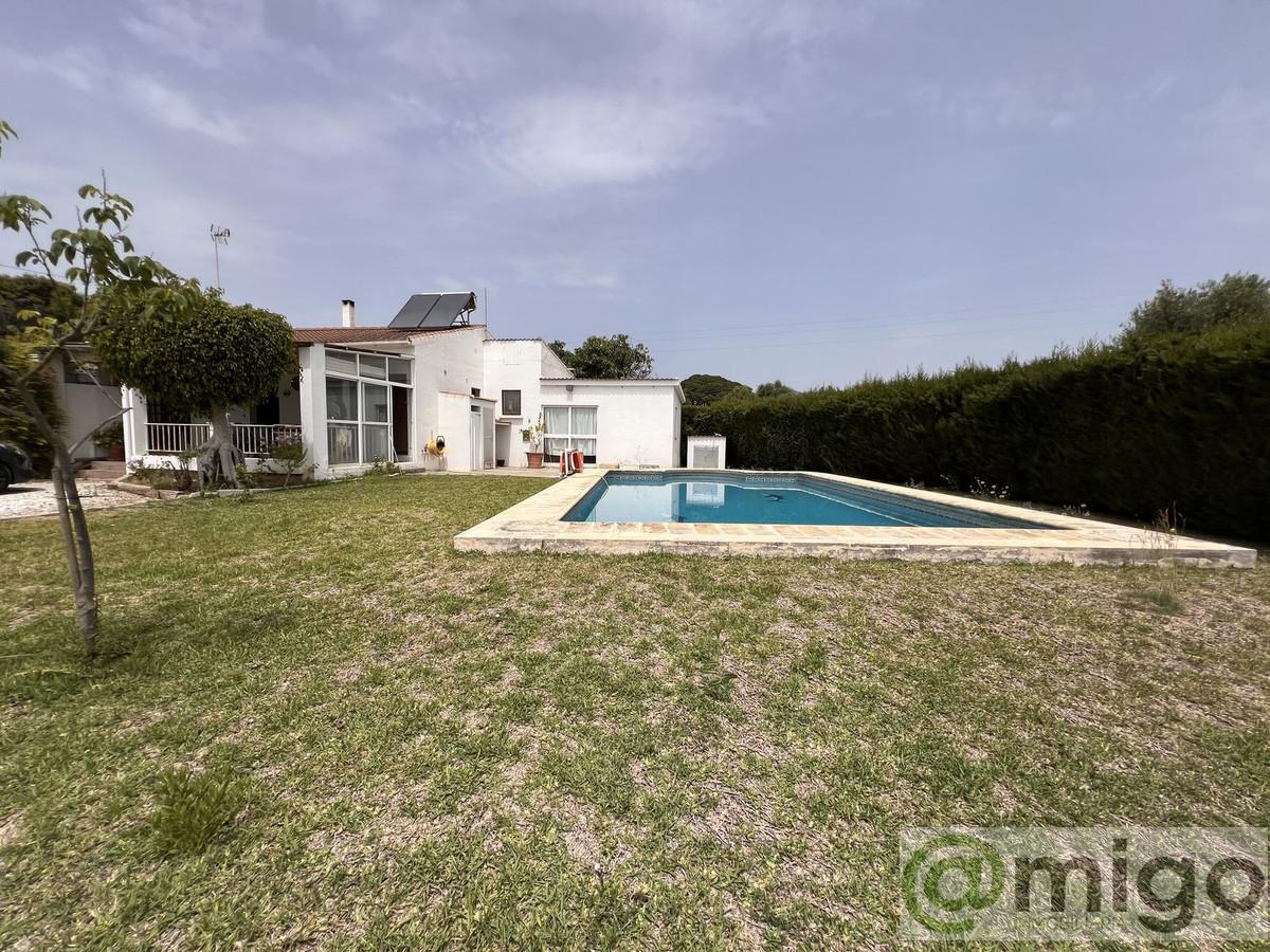 Venta de villa en Selwo