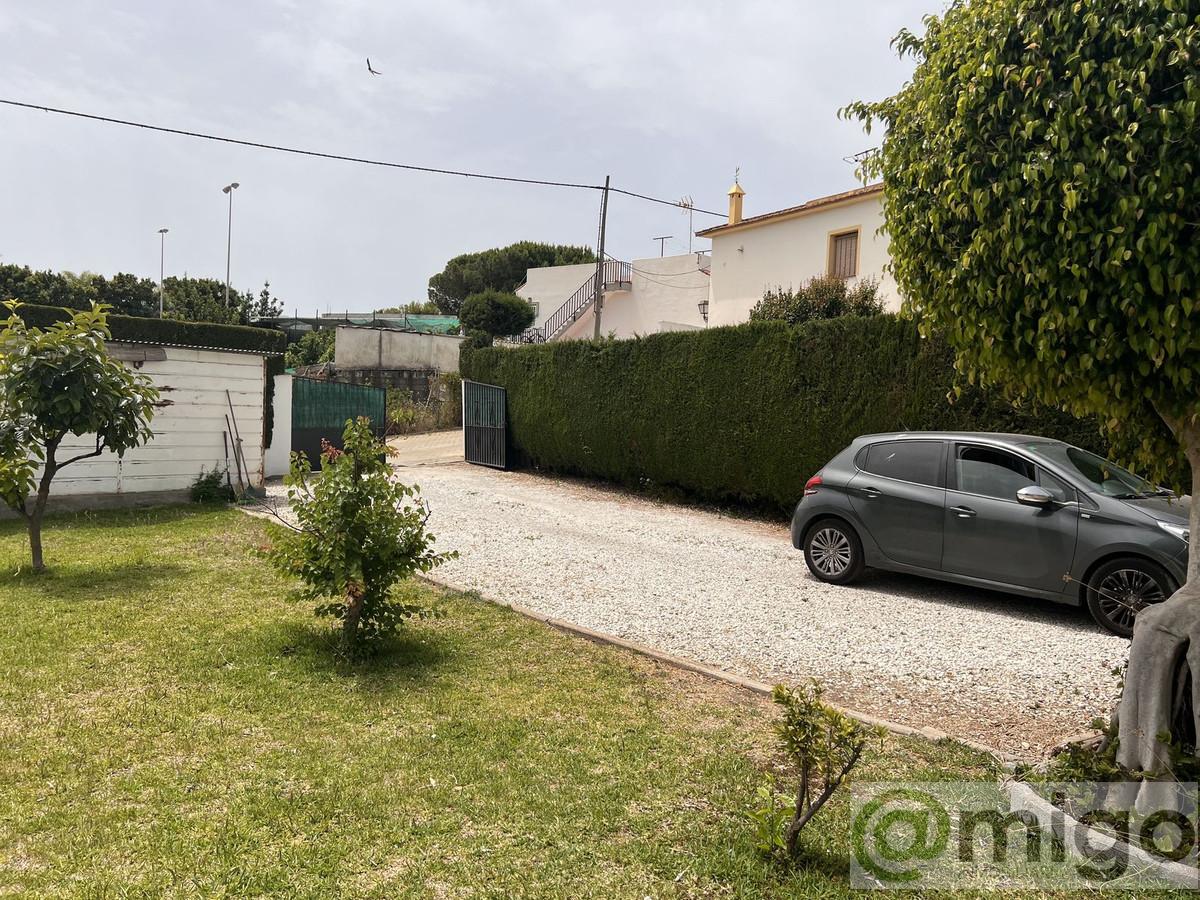 Venta de villa en Selwo