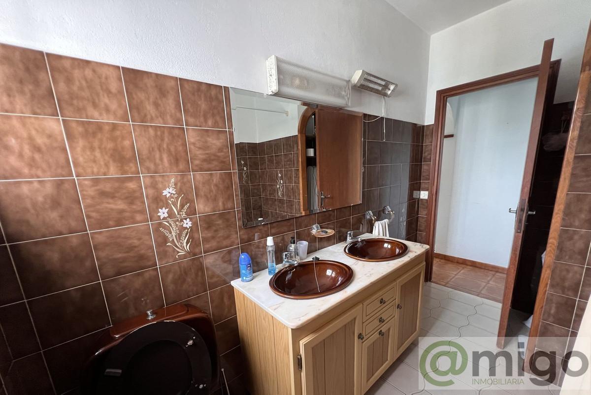 Venta de villa en Selwo