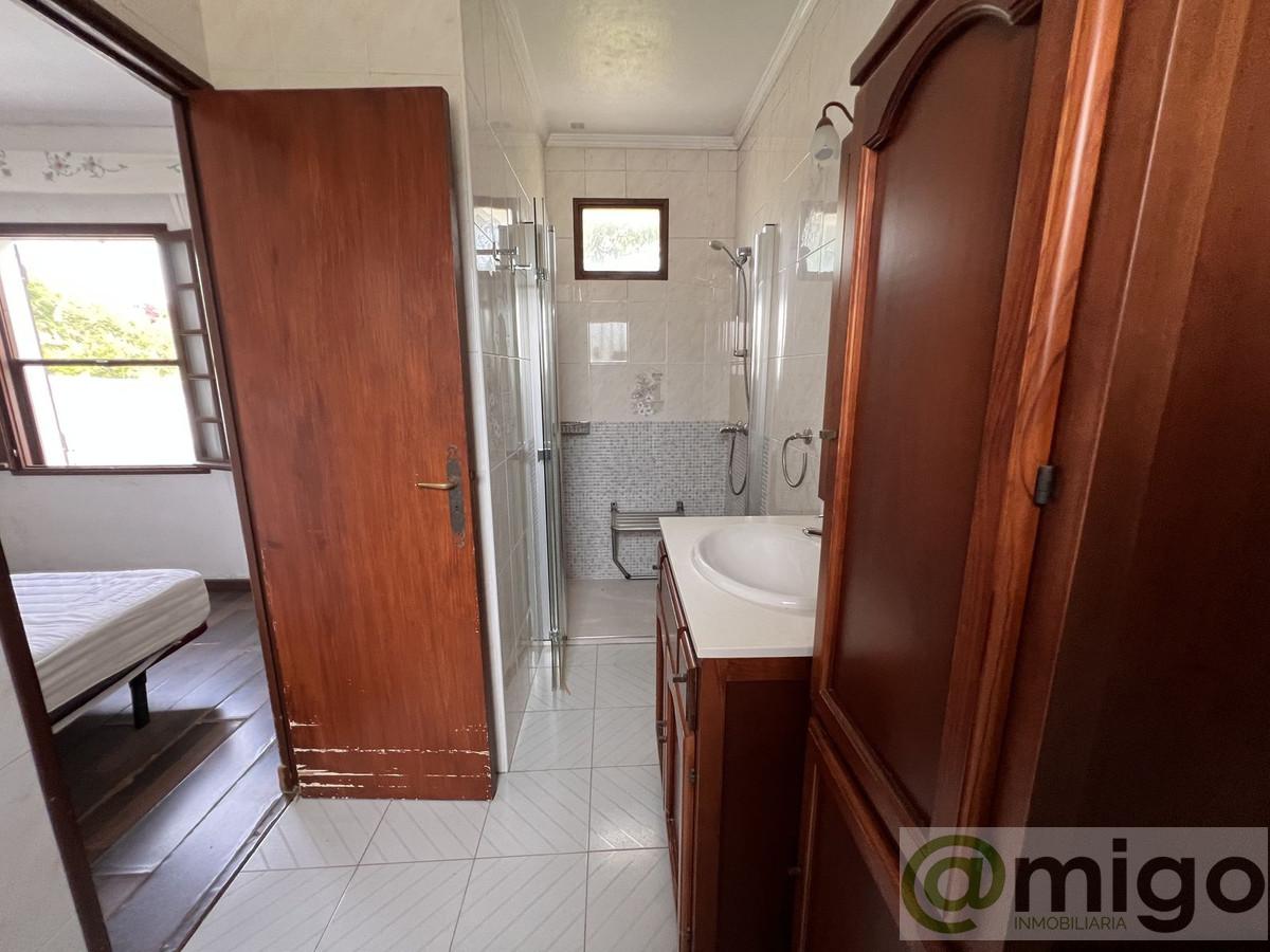 Venta de villa en Selwo