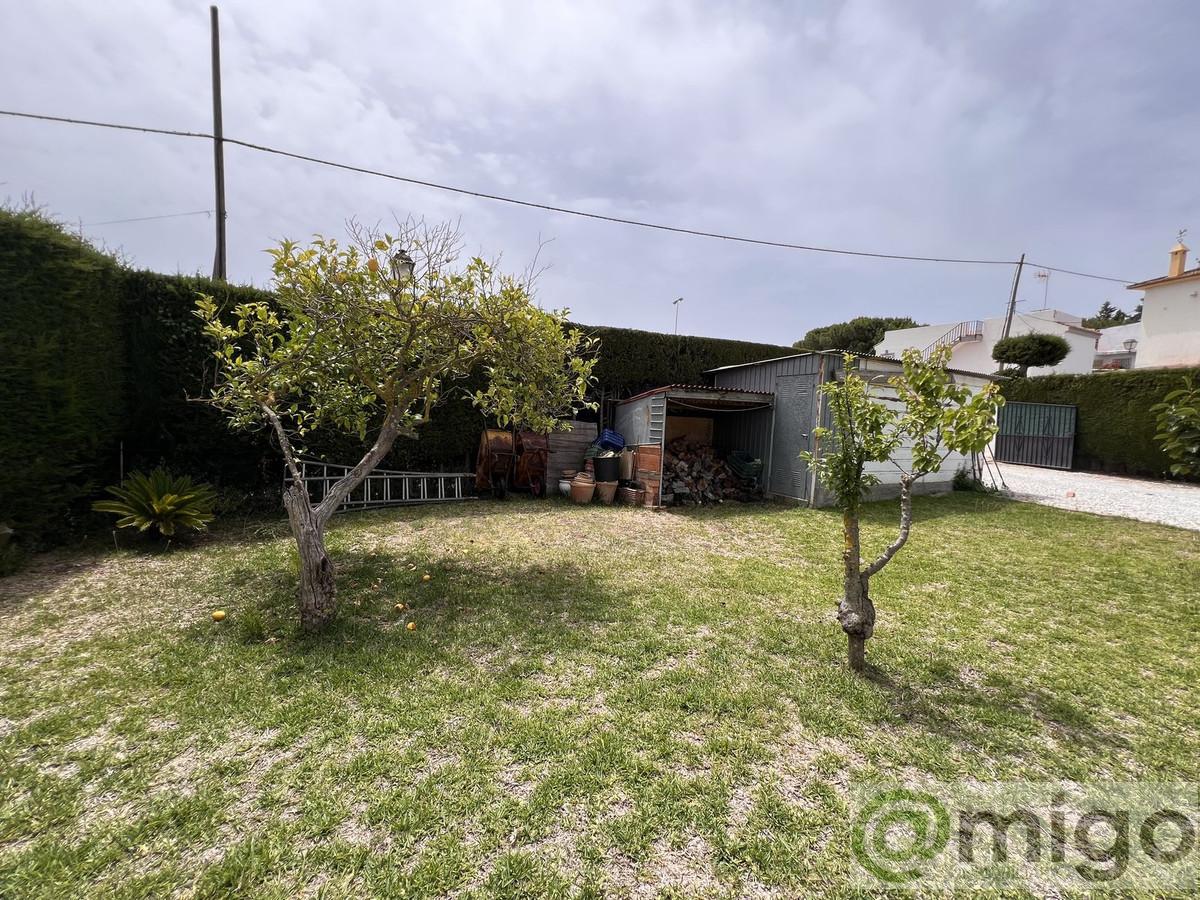 Venta de villa en Selwo