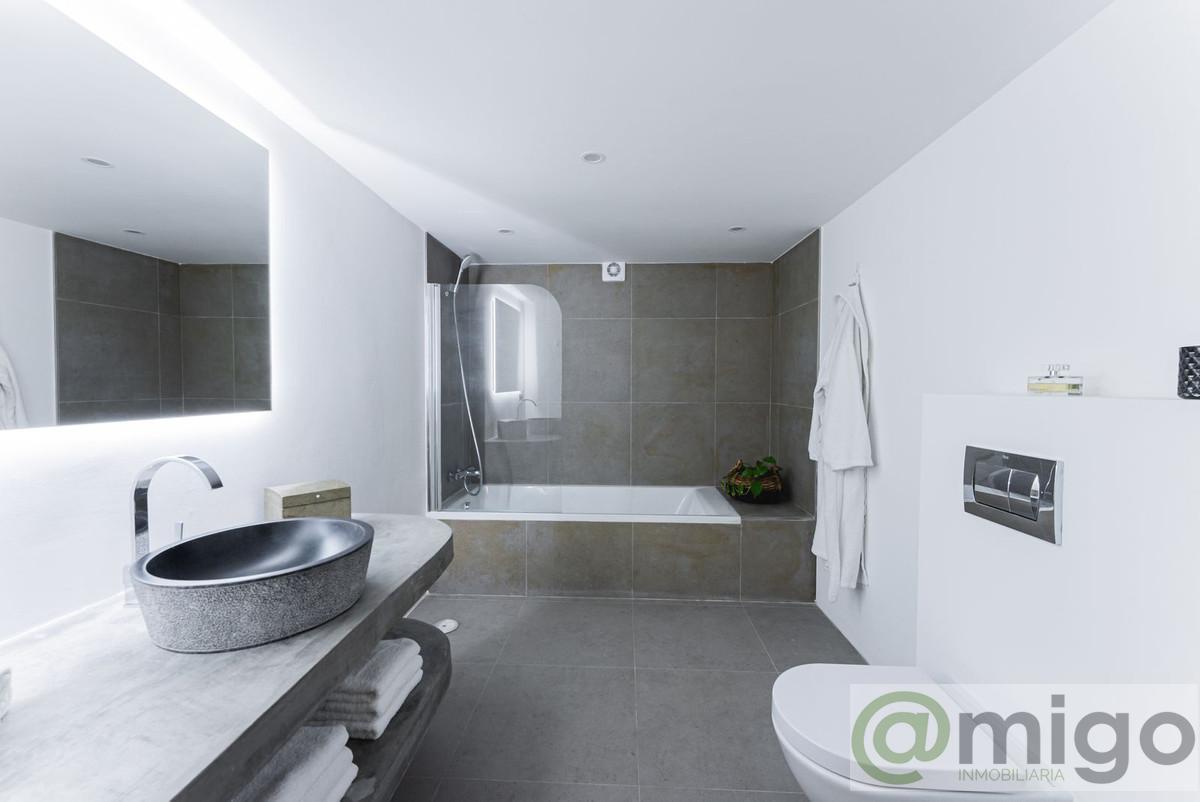 Venta de villa en Atalaya