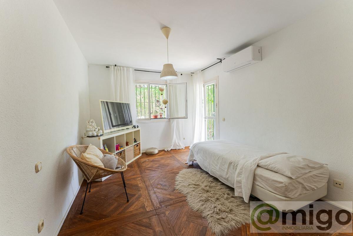 Venta de villa en Atalaya