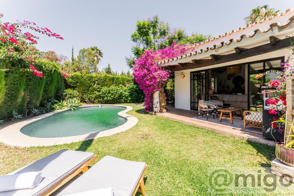 Venta de villa en Atalaya