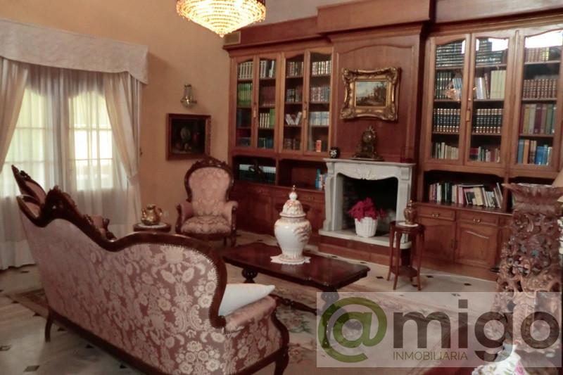Venta de villa en Estepona