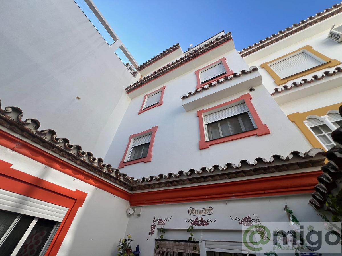 Venta de villa en Estepona