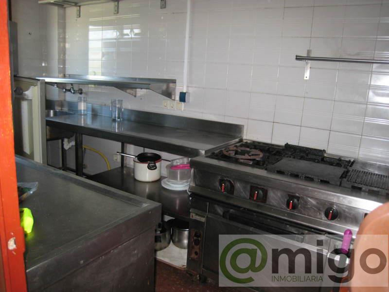 For sale of commercial in Estepona