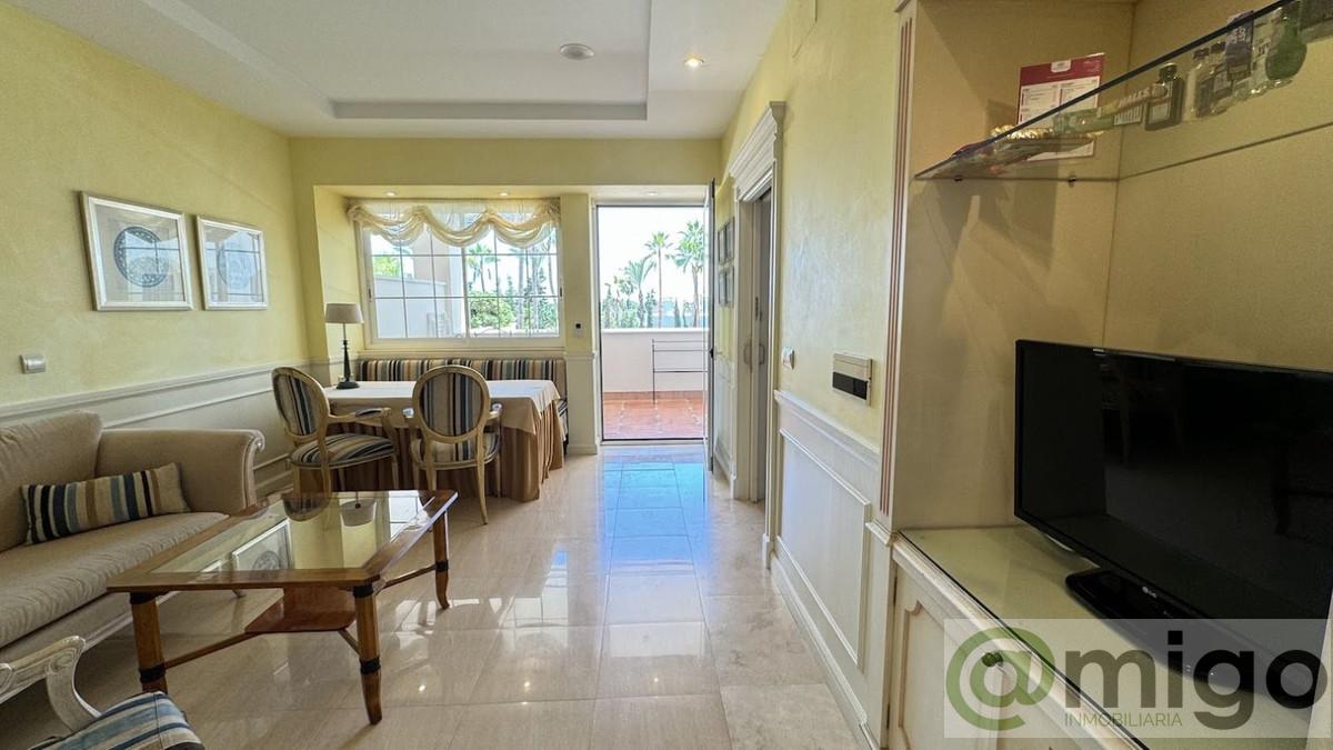 For sale of apartment in Marbella