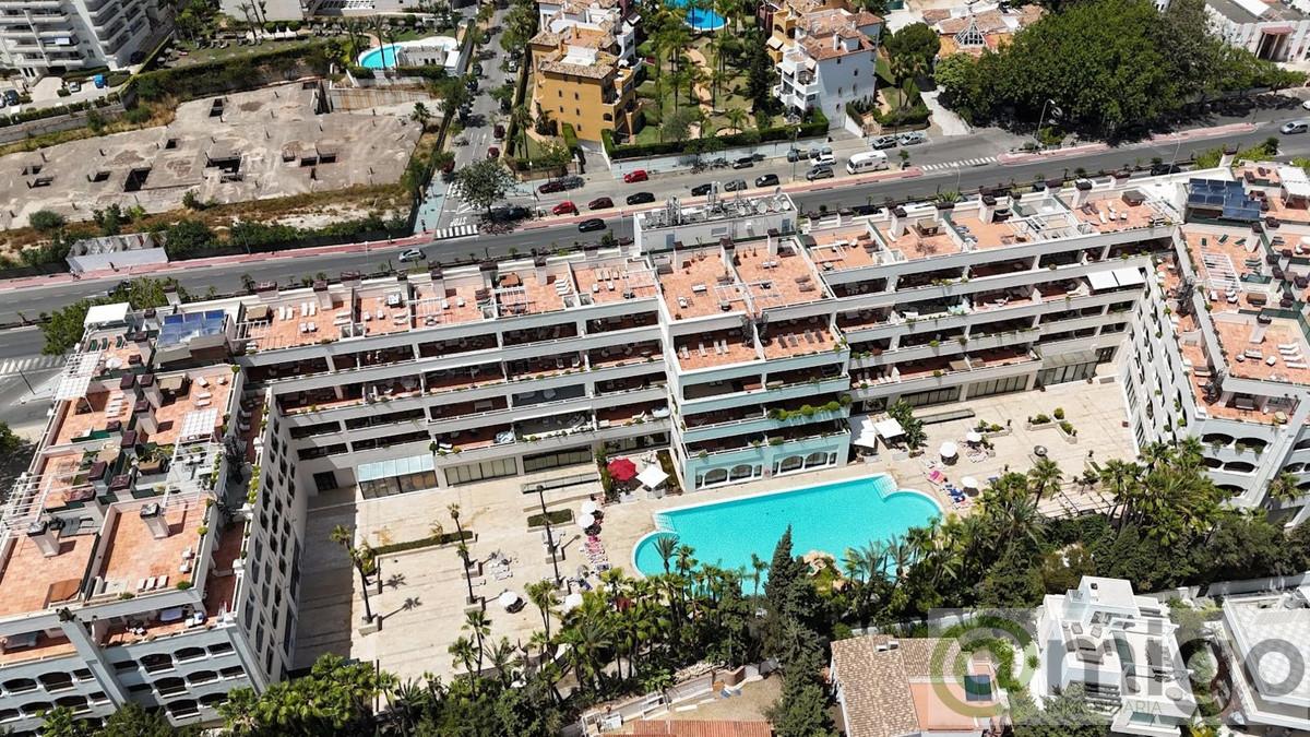 For sale of apartment in Marbella