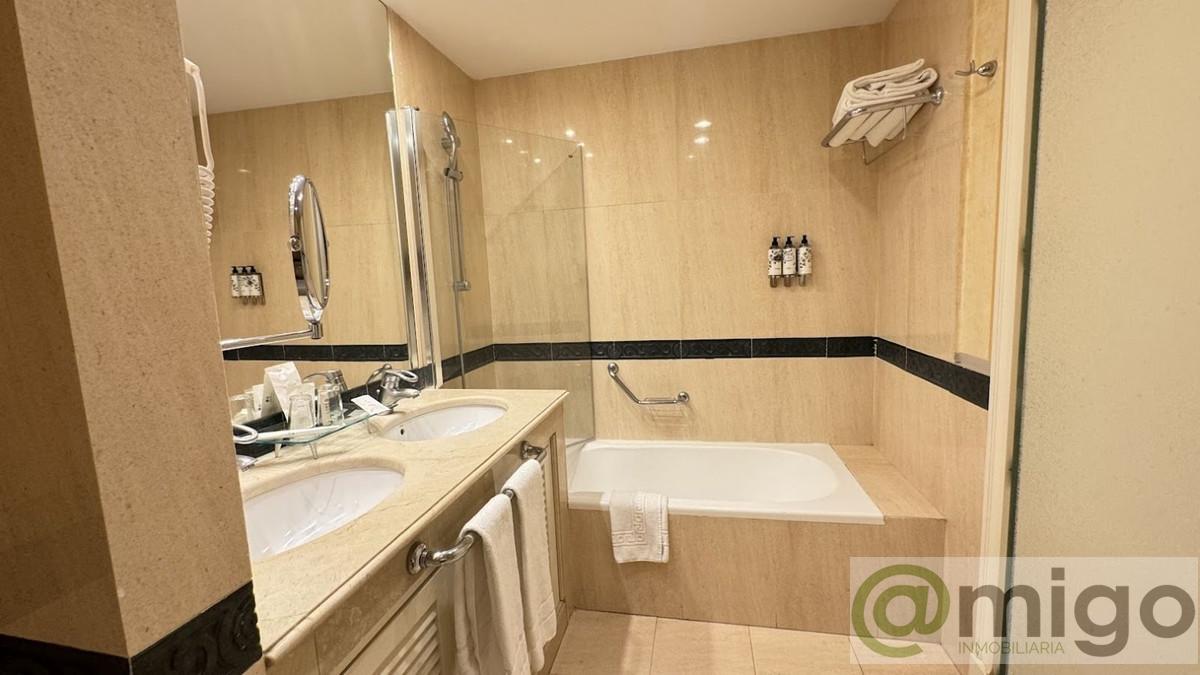 For sale of apartment in Marbella