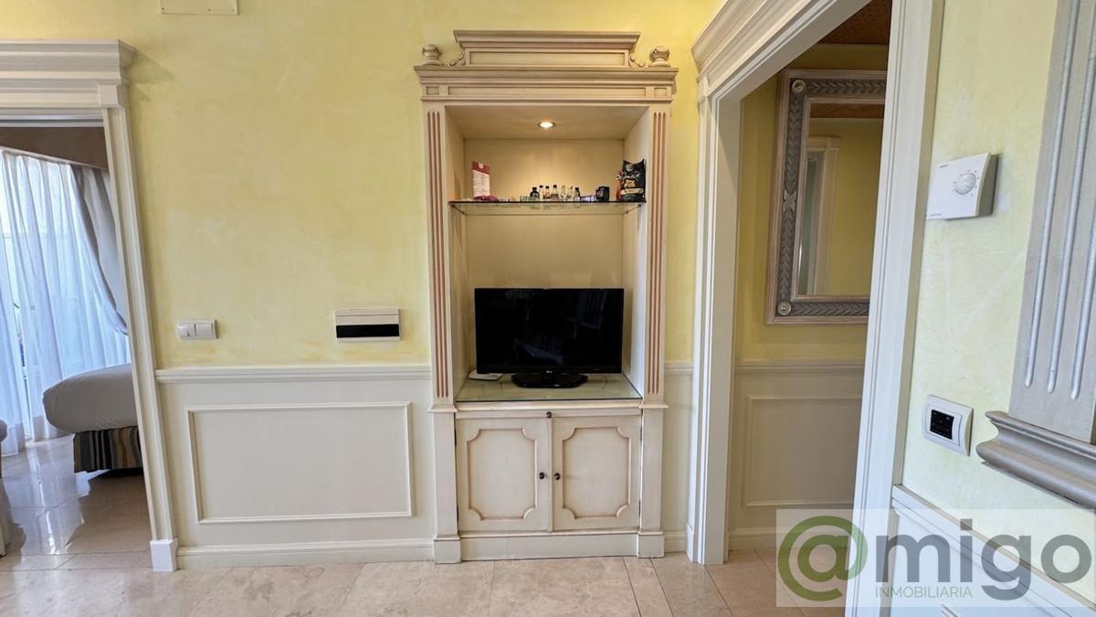 For sale of apartment in Marbella