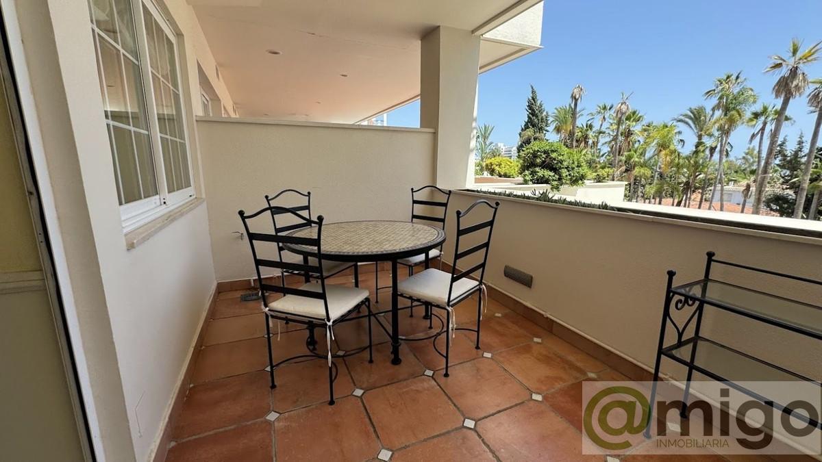 For sale of apartment in Marbella