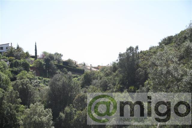 For sale of land in Marbella