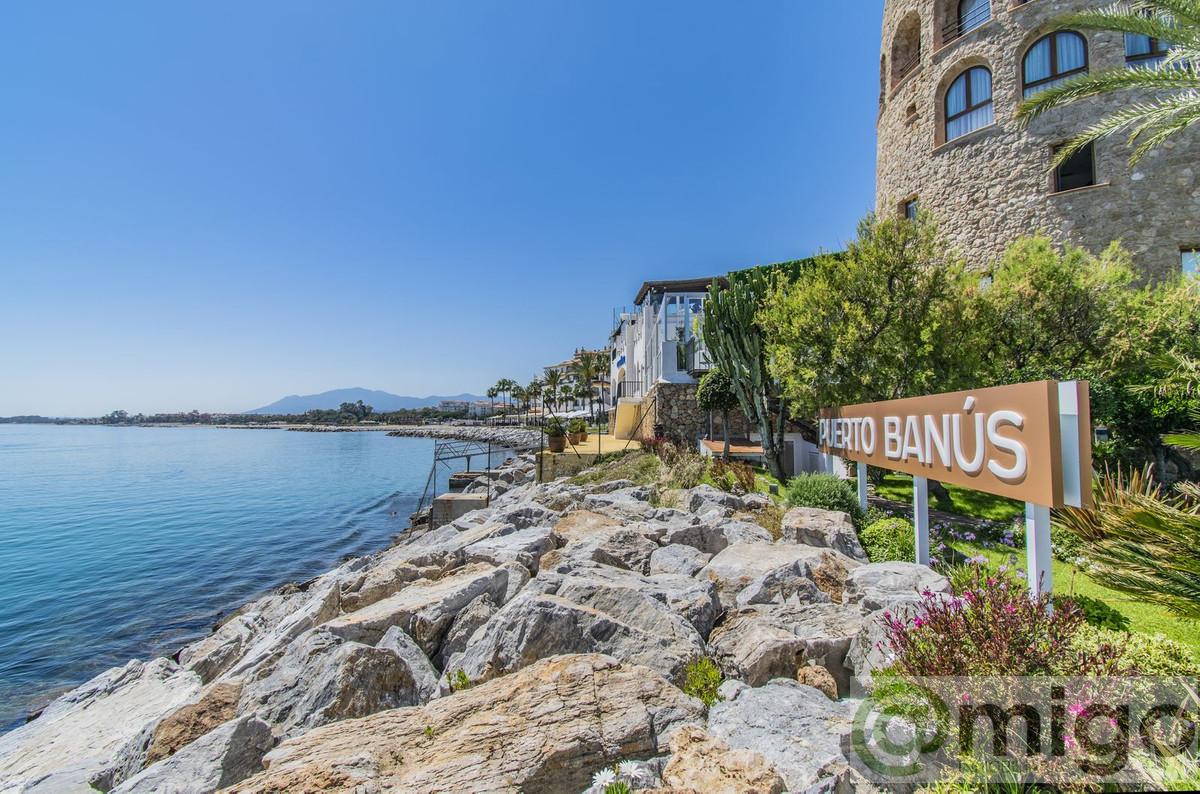 For sale of apartment in Marbella