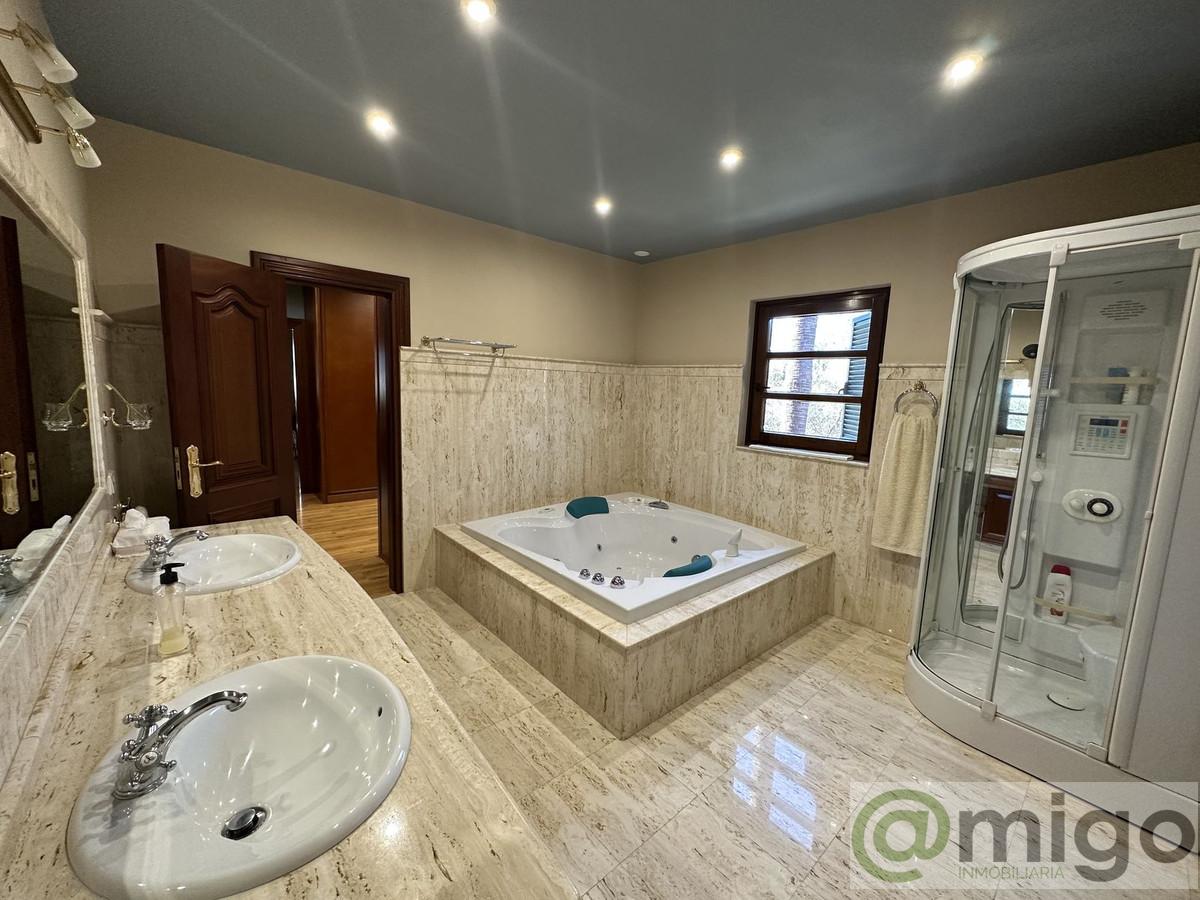 Venta de villa en Campo Mijas