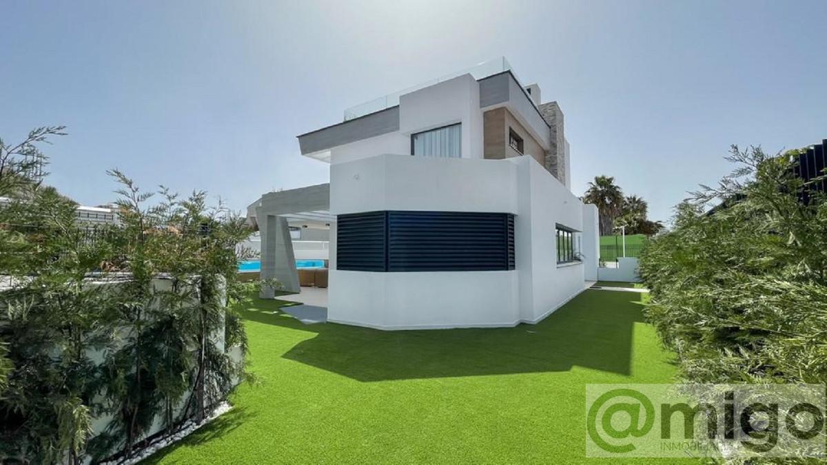 For sale of villa in Marbella