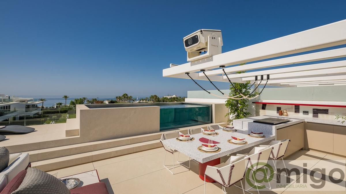For sale of villa in Marbella