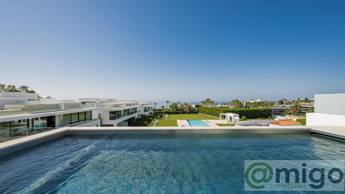 For sale of villa in Marbella