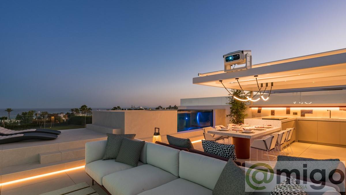 For sale of villa in Marbella