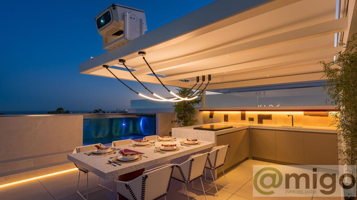 For sale of villa in Marbella