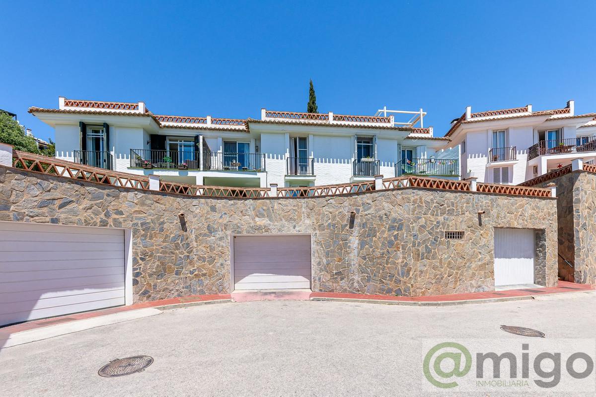 Продажа от

 Виллa на Benalmadena