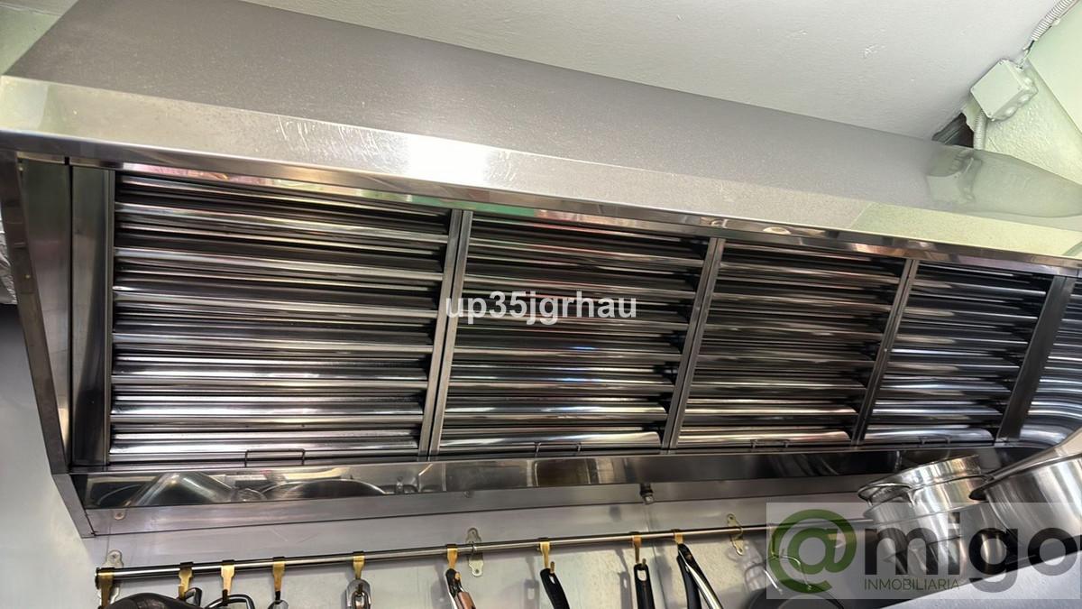 Venta de local en Estepona