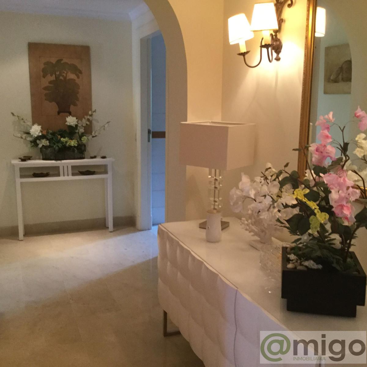 For sale of apartment in Marbella